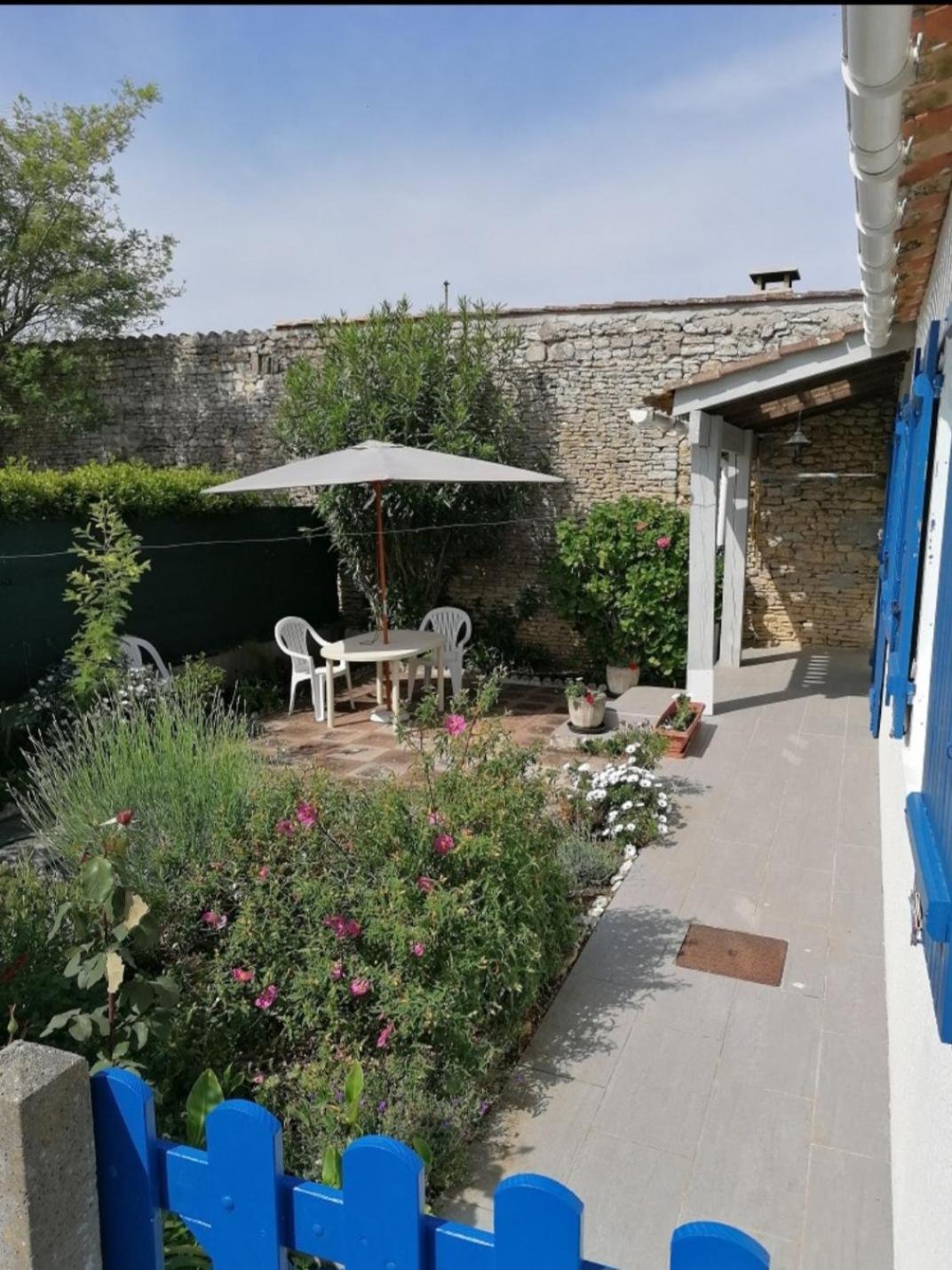 Jolie Maison Familiale Oleronaise Saint-Georges-d'Oleron Buitenkant foto